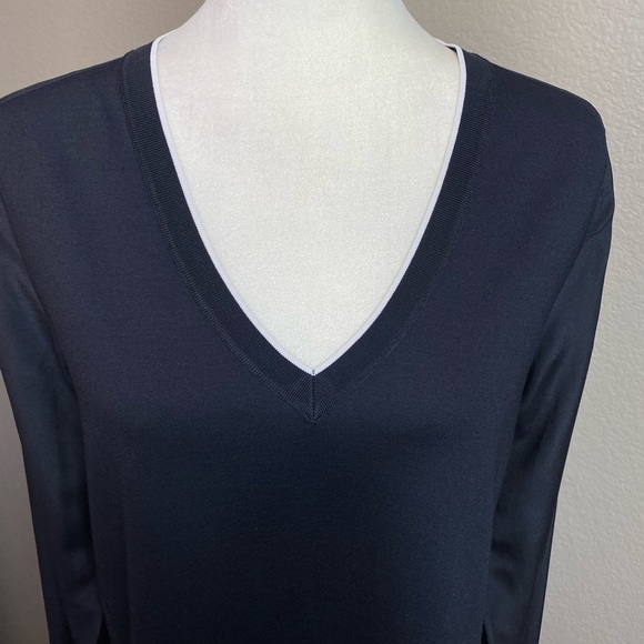 Vince Knit Silky V Neck Blouse Sweater - Picture 11 of 12